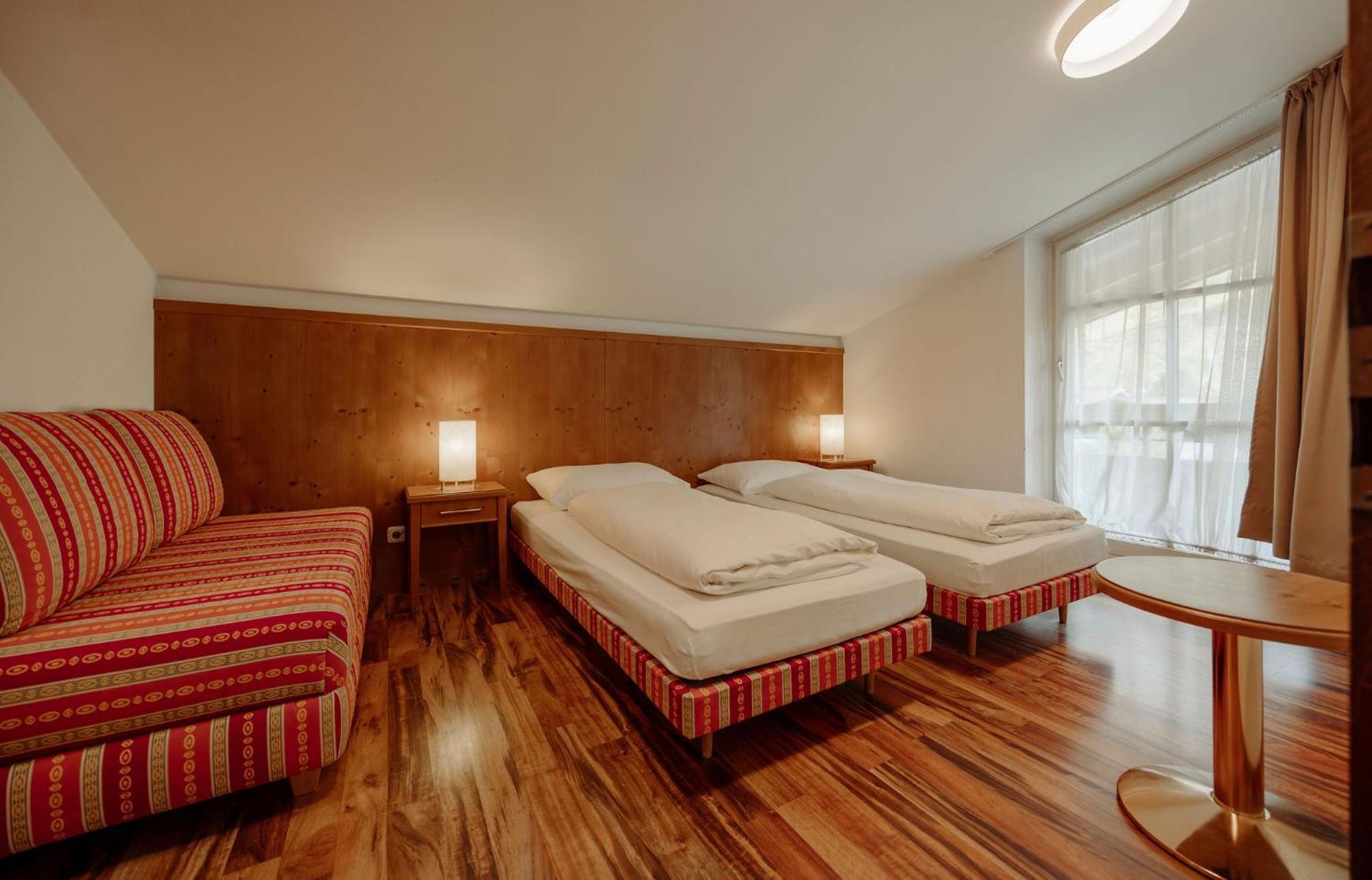Hotel Theresi 4*
